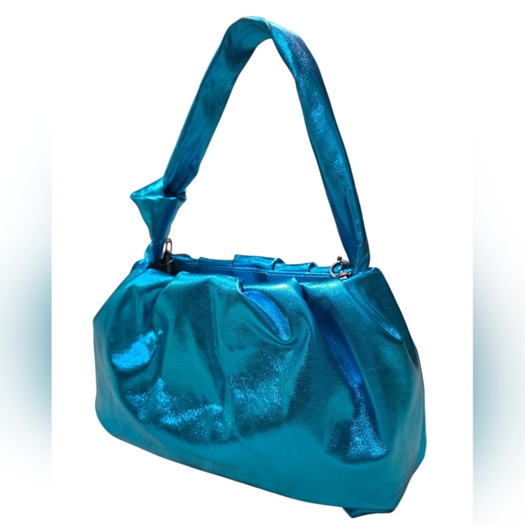 Free People Viva La Vegan Blue Metallic Shoulder Bag With Removable Chain Strap - Picture 4 of 5